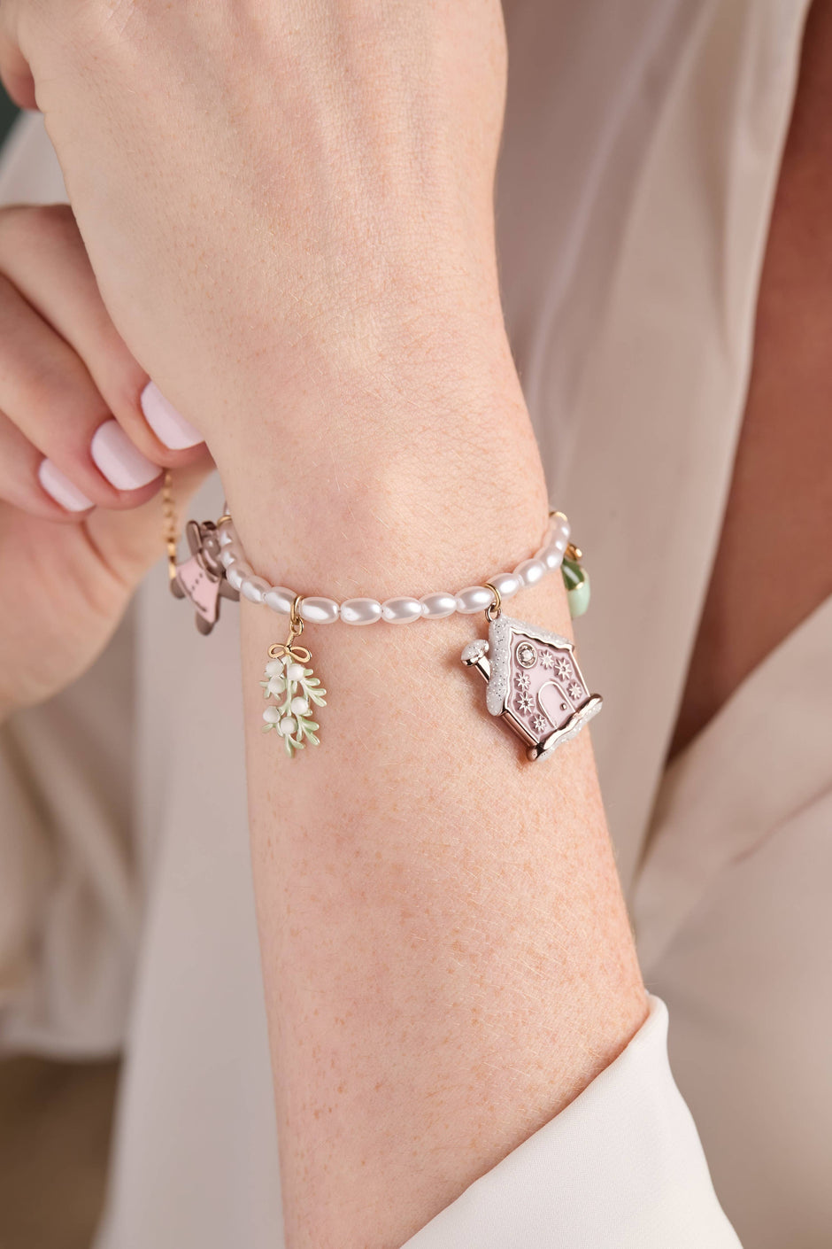 Pink Christmas Beaded Charm Bracelet